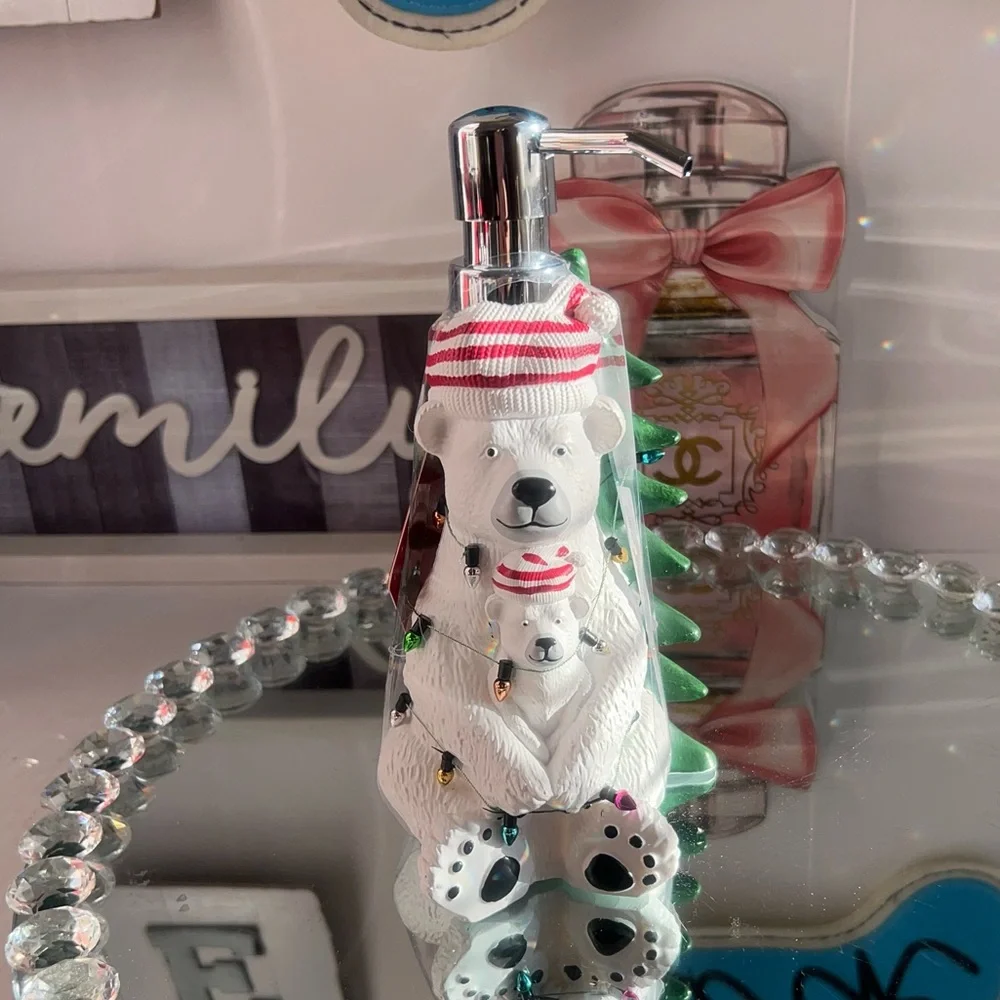 Polar Bear with baby bear Holiday  soap pump